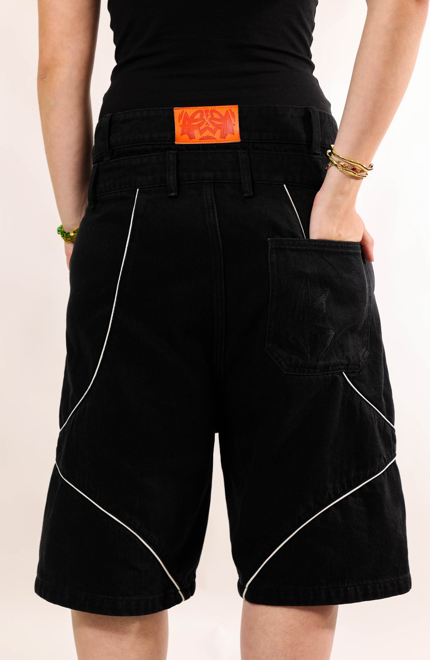 gale jort noir